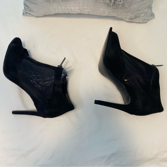 Guess Black Zipper Unique Sheer Net Suede Peep Toe Stiletto Heel Boot Shoe SZ9.5 - Picture 6 of 16